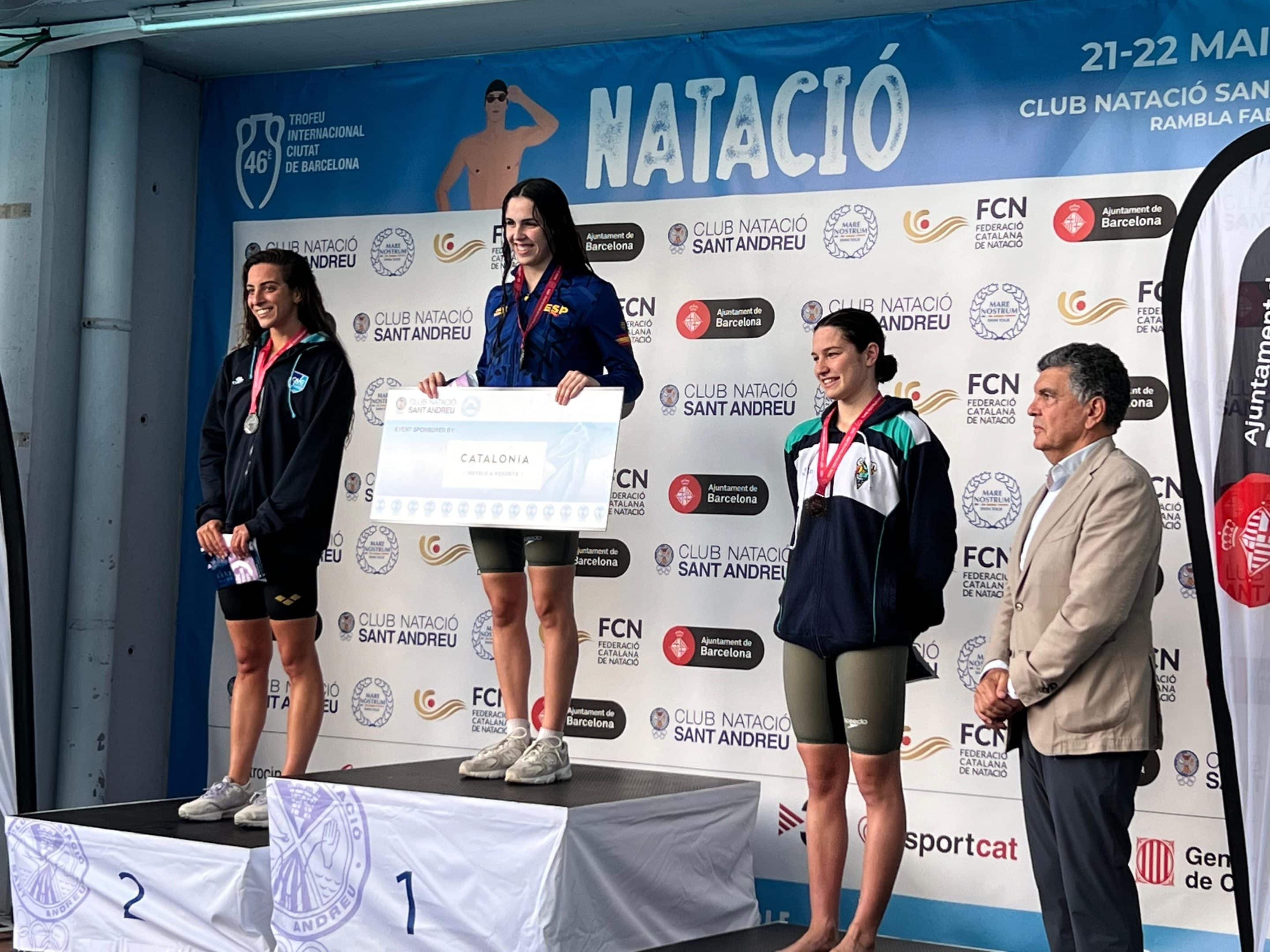 Laura Cabanes y ocho canoístas más en el Mare Nostrum