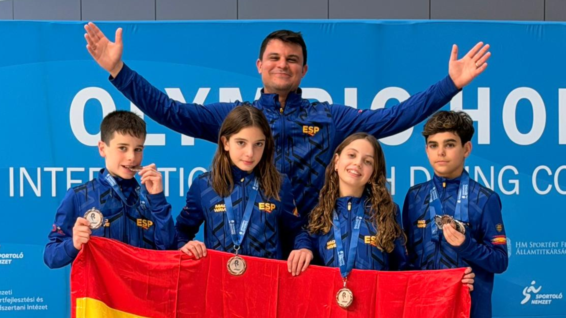 Los saltadores del Real Canoe brillan en el Olympic Hopes de Budapest